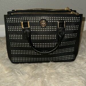 Tory Burch crossbody/ top handle bag in MINT condition